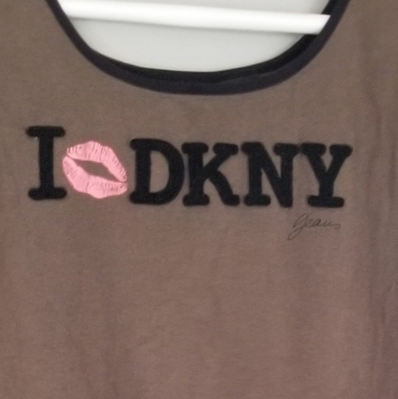DKNY Brown Tank Top with Pink Kiss Logo and Black Trim - Picture 5 of 6